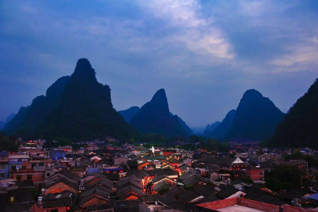 广西，山水间的深情对话之旅